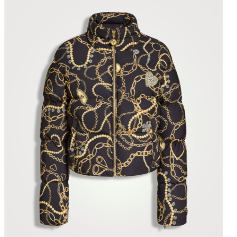 MOOSE KNUCKLES X JENNIFER MEYER
Edith Puffer Jacket -FEATHER FILLED